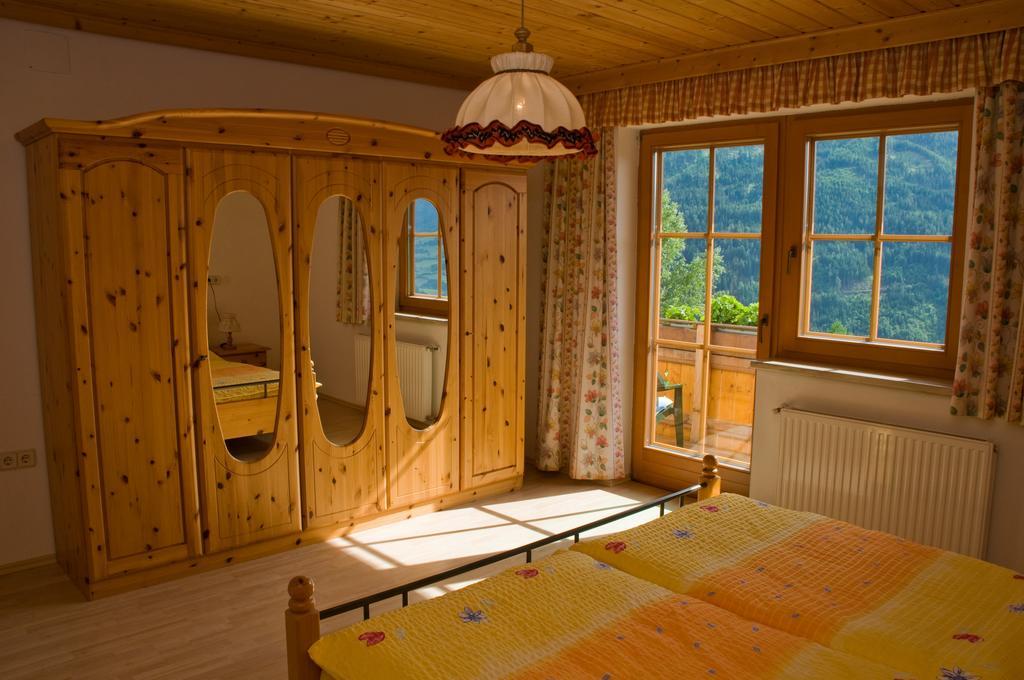 Lercherhof Feld am See Room photo