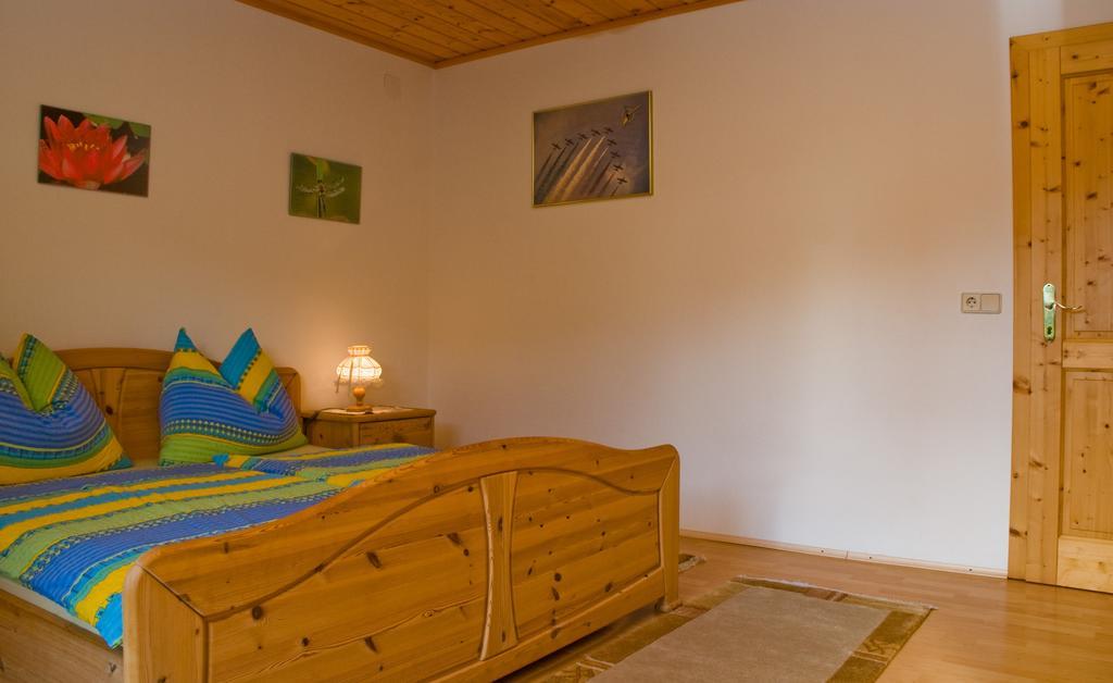 Lercherhof Feld am See Room photo